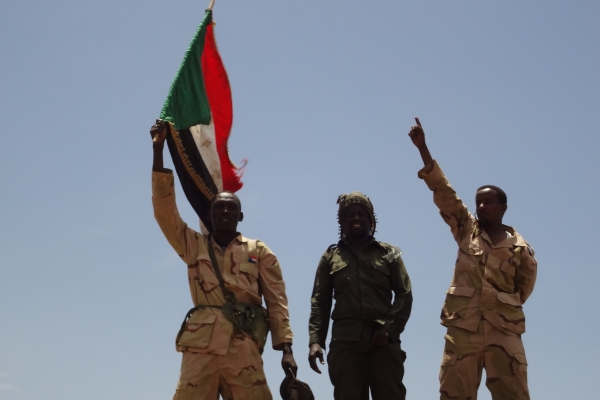 90-sudanska-vojska-skupaj-z-placanci-dzandzavidi-na-poti-do-se-ene-zmage-ali-nove-smrti05874913-FCA2-C600-23F2-8CD8F53500E6.jpg